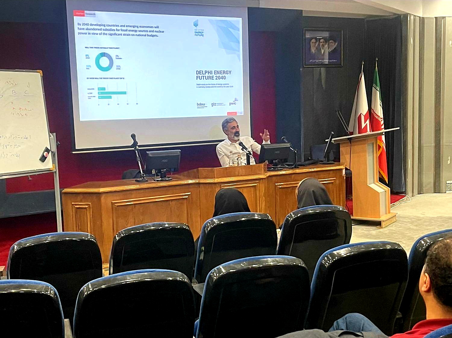 دوره آموزشی تخصصی "تحقیقات بازار، اصول و روش‌های کاربردی" در پژوهشگاه نیرو برگزار شد
