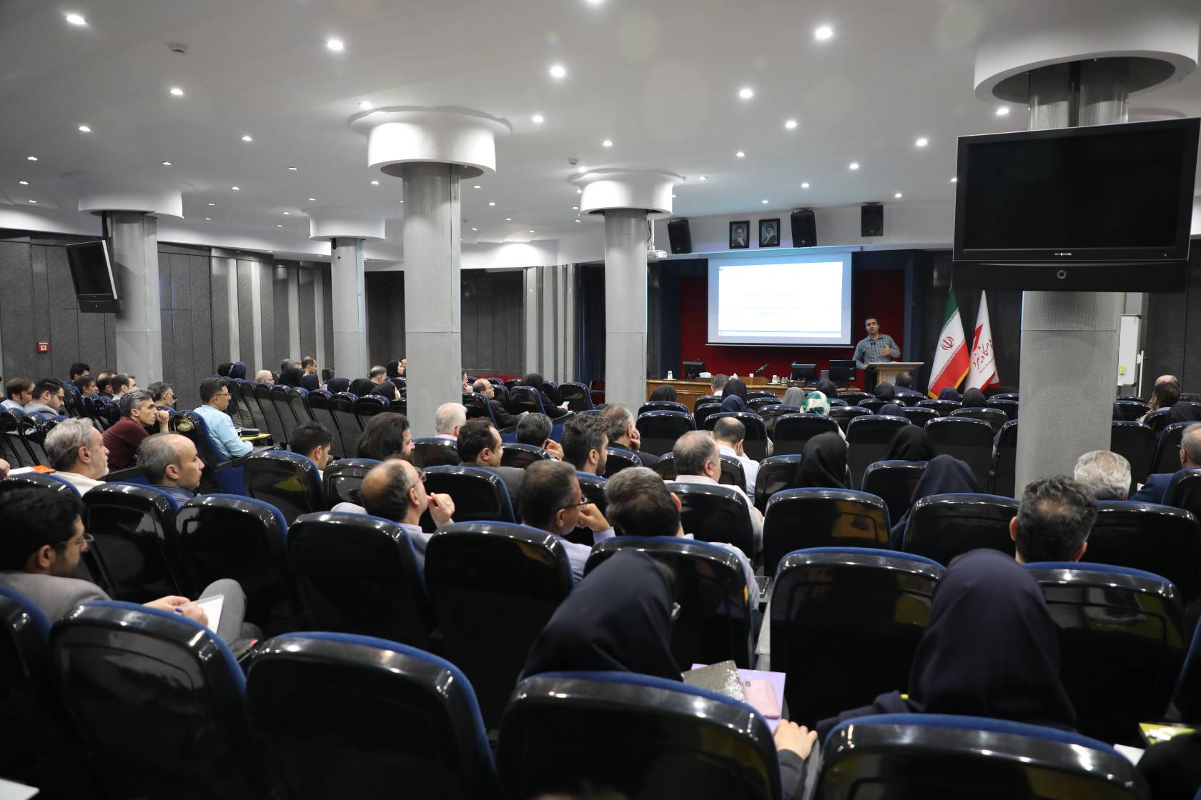برگزاری دوره آموزشی تدوین استانداردهای ملی مطابق با الگوی جدید شماره ۵ در پژوهشگاه نیرو