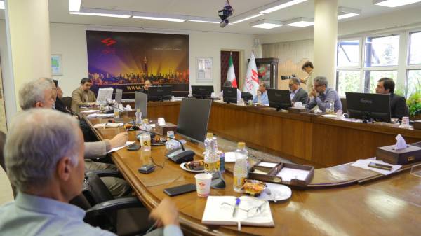 اولین جلسه کمیته علمی جشنواره و فن‌بازار تخصصی صنعت برق ایران در پژوهشگاه نیرو برگزار شد