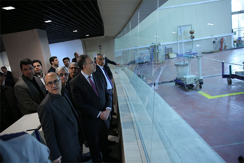 بازدید وزیر برق عراق از آزمایشگاه‌های پیشرفته ایران در پژوهشگاه نیرو 