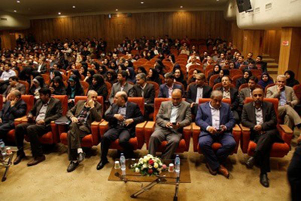 رونمایی از آغاز فعالیت قطب‌های تخصصی تحقیقات در شرکت‌های توزیع برق در کرمان